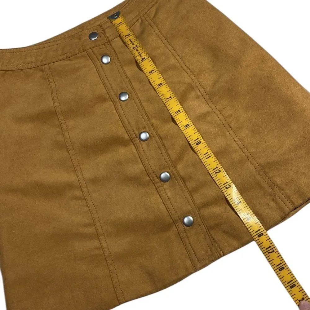 H&M Faux Suede Snap Front Skirt - Picture 5 of 10